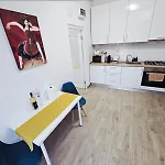 Cozy & Modern Cismigiu Park - Pop8