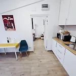 Cozy & Modern Cismigiu Park - Pop8 *