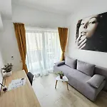 Cozy & Modern Cismigiu Park - Pop8 Apartment