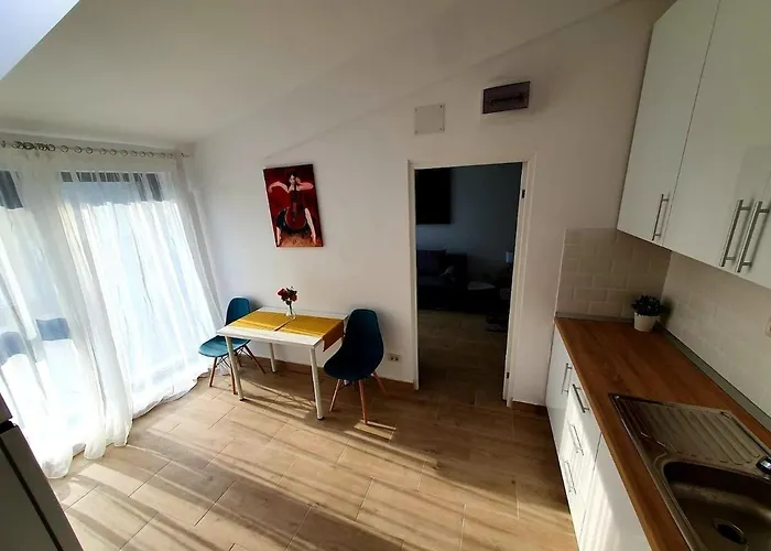 Cozy & Modern Cismigiu Park - Pop8 * Бухарест