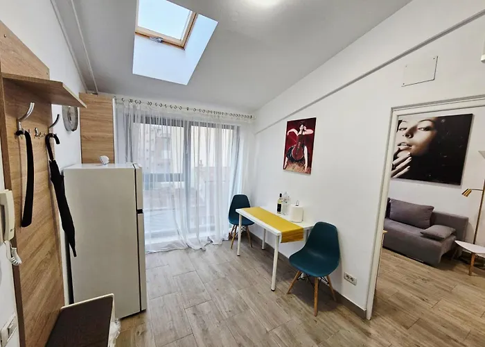 Cozy & Modern Cismigiu Park - Pop8 Бухарест