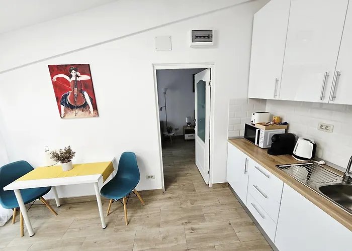 Cozy & Modern Cismigiu Park - Pop8 * Бухарест