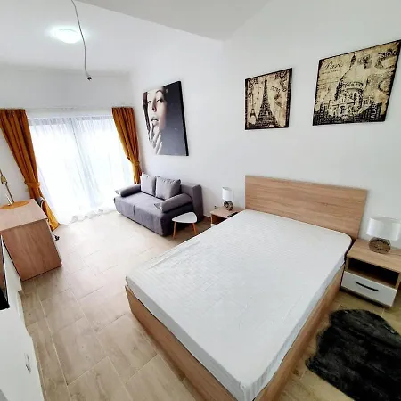 Cozy & Modern Cismigiu Park - Pop8 דירה *