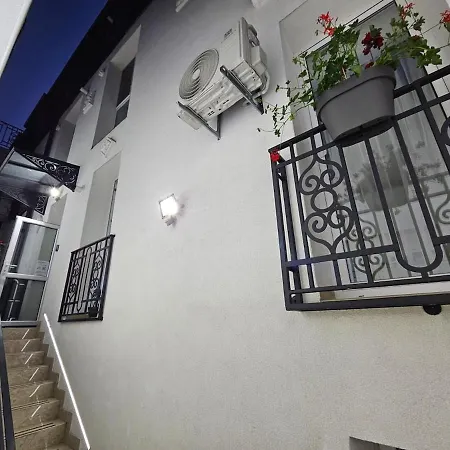 Cozy & Modern Cismigiu Park - Pop8 * 布加勒斯特