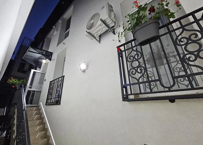 Cozy & Modern Cismigiu Park - Pop8 * 부쿠레슈티