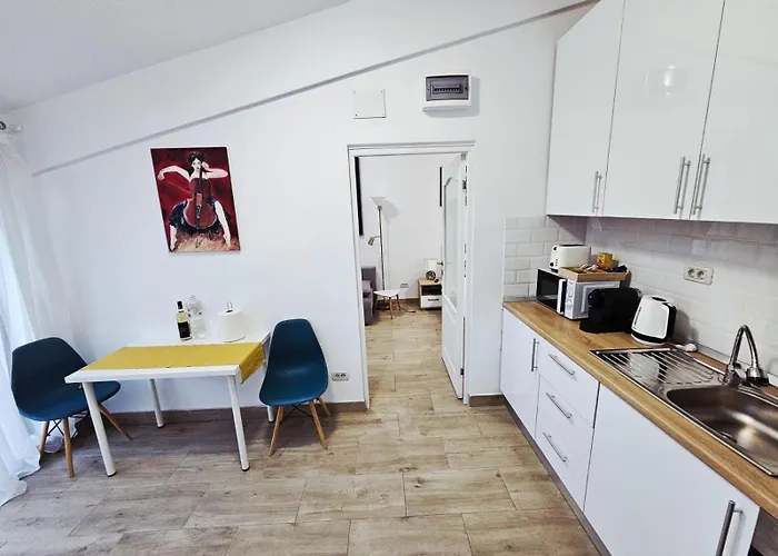 Cozy & Modern Cismigiu Park - Pop8 Bukarest